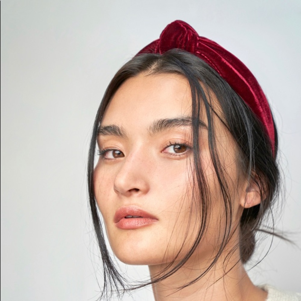 Lele Sadoughi velvet knotted headband